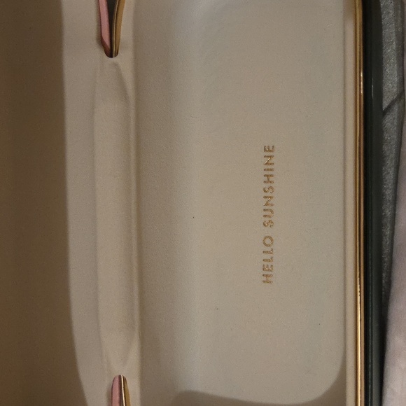 Kate Spade Blush Pink and Black Sunglasses Case **ONLY** - Picture 4 of 7